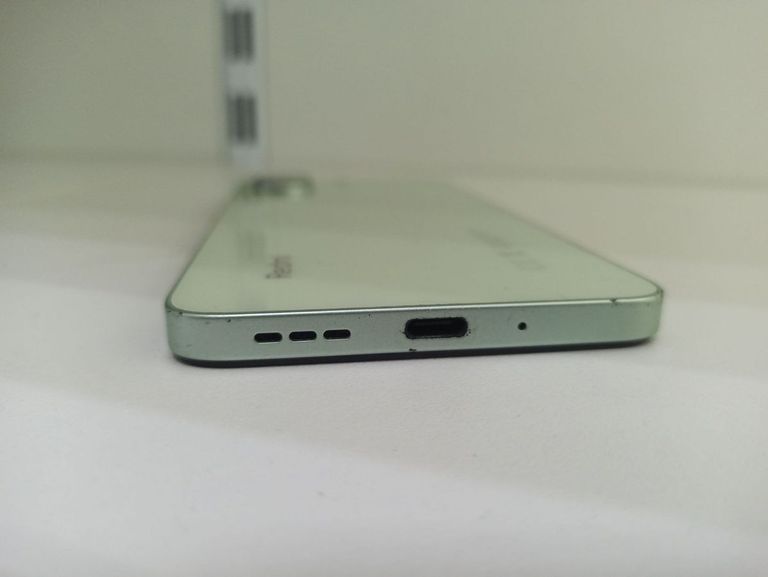Дешиво Xiaomi redmi 13c 8/256gb с ломбарда