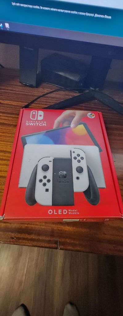 Nintendo Switch OLED with White Joy-Con (045496453435) Код:null. Изображение 5