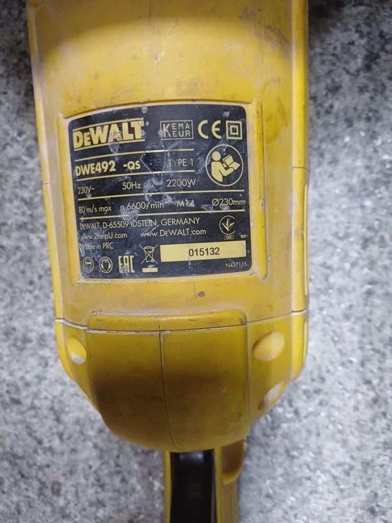 Дешево Dewalt DWE492 з ломбарду