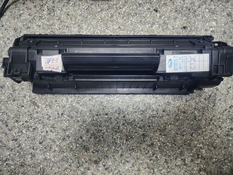 Дешево Canon i-SENSYS MF3010 + CANON 725 2pcs (5252B034) з ломбарду