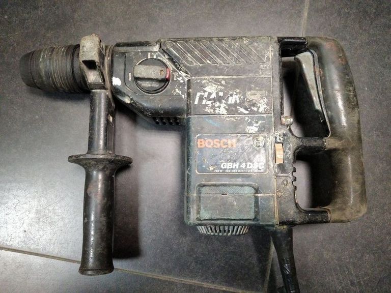 Дешево Bosch gbh 4 dsc з ломбарду