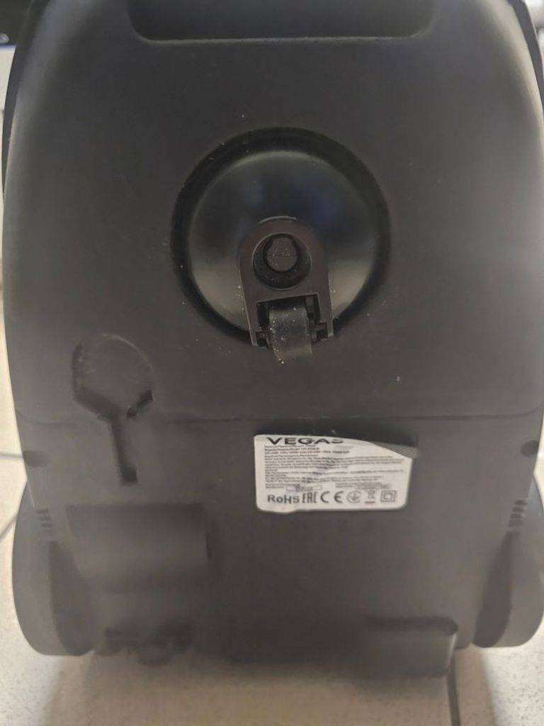 Розпродаж Vegas vvc-8208or, продавець Техноскарб