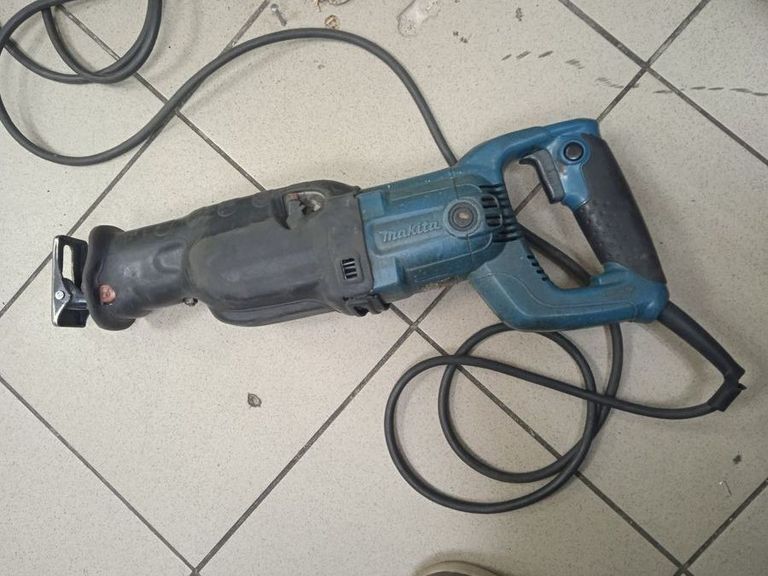 Дешево Makita jr3060t з ломбарду
