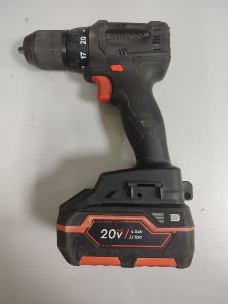 Оголошення Dnipro-M cd-200bc compact 2акб 4ah зп Б/У