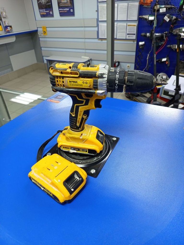 Объявление Dewalt Копія 720w без моделі Б/У