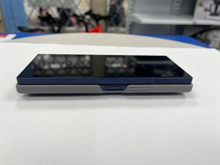 Samsung galaxy fold6 12/512gb Код:01-200817810. Изображение 9