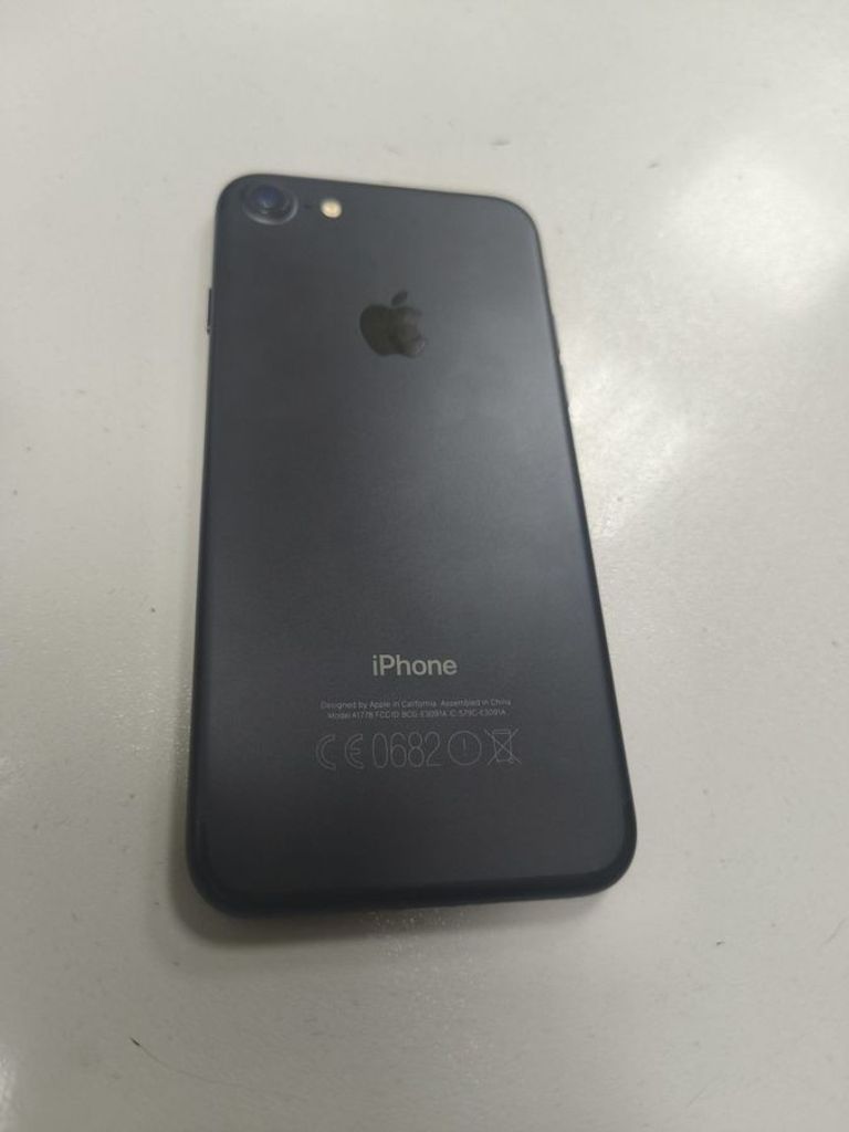 Apple iphone 7 32gb Код:01-200820133. Изображение 9