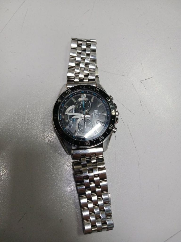 Дешево Casio Edifice EFV-550P-1AVUEF з ломбарду