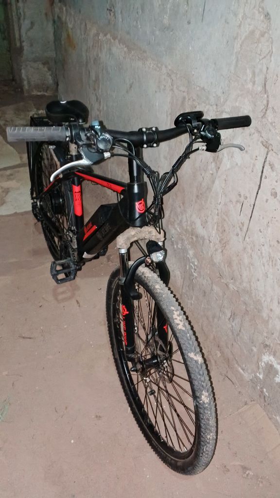 Оголошення Like.Bike Teal Red Black Б/У