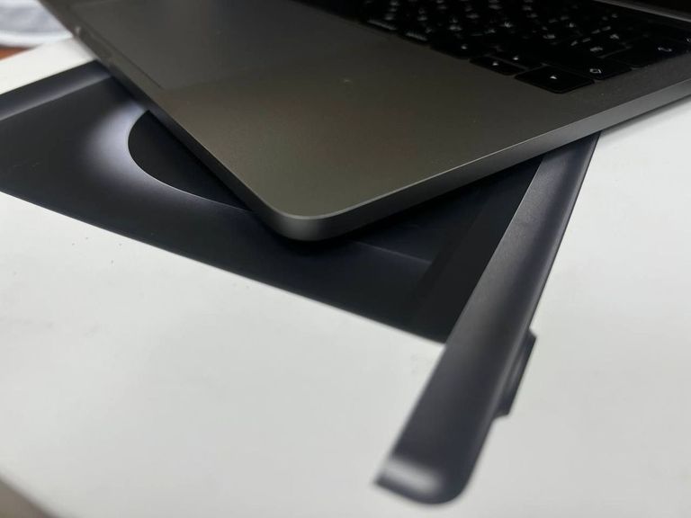 Apple macbook pro a1989 13,3" core i5 2,4ghz/ram8gb/ssd256gb/iris plus graphics 655 Код:01-200835304. Зображення 8