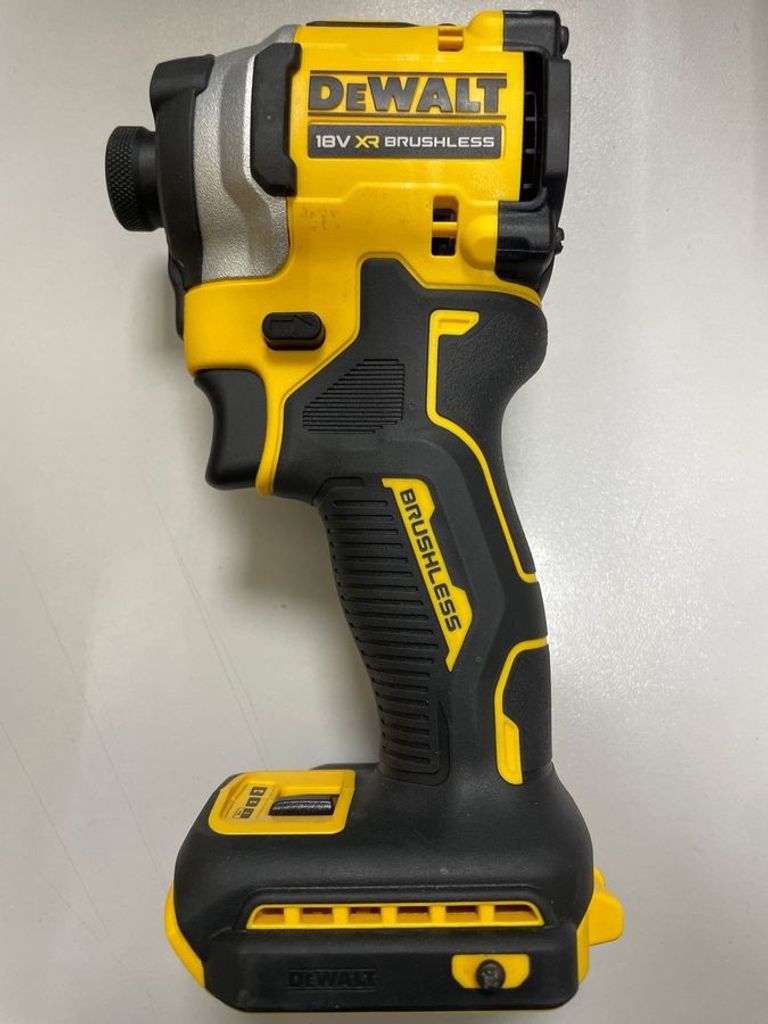 Купить Dewalt DCF850N Б/У