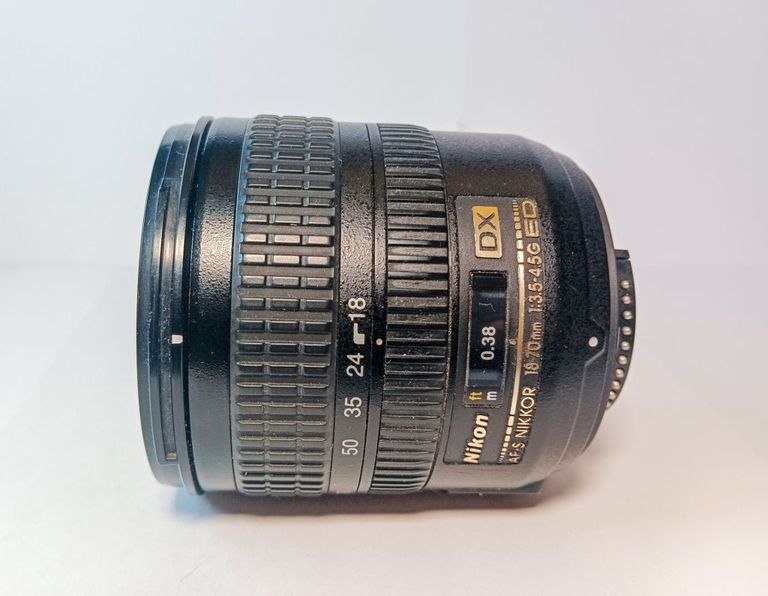 Объявление Nikon AF-S Nikkor 18-70mm 1:3.5-4.5G ED DX SWM IF Aspherical Б/У