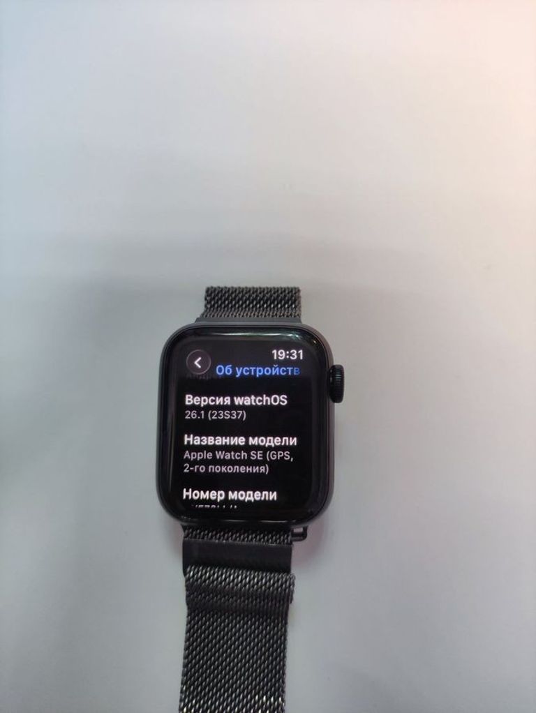 Купити Apple watch se 2 gps 40mm aluminium case Б/У