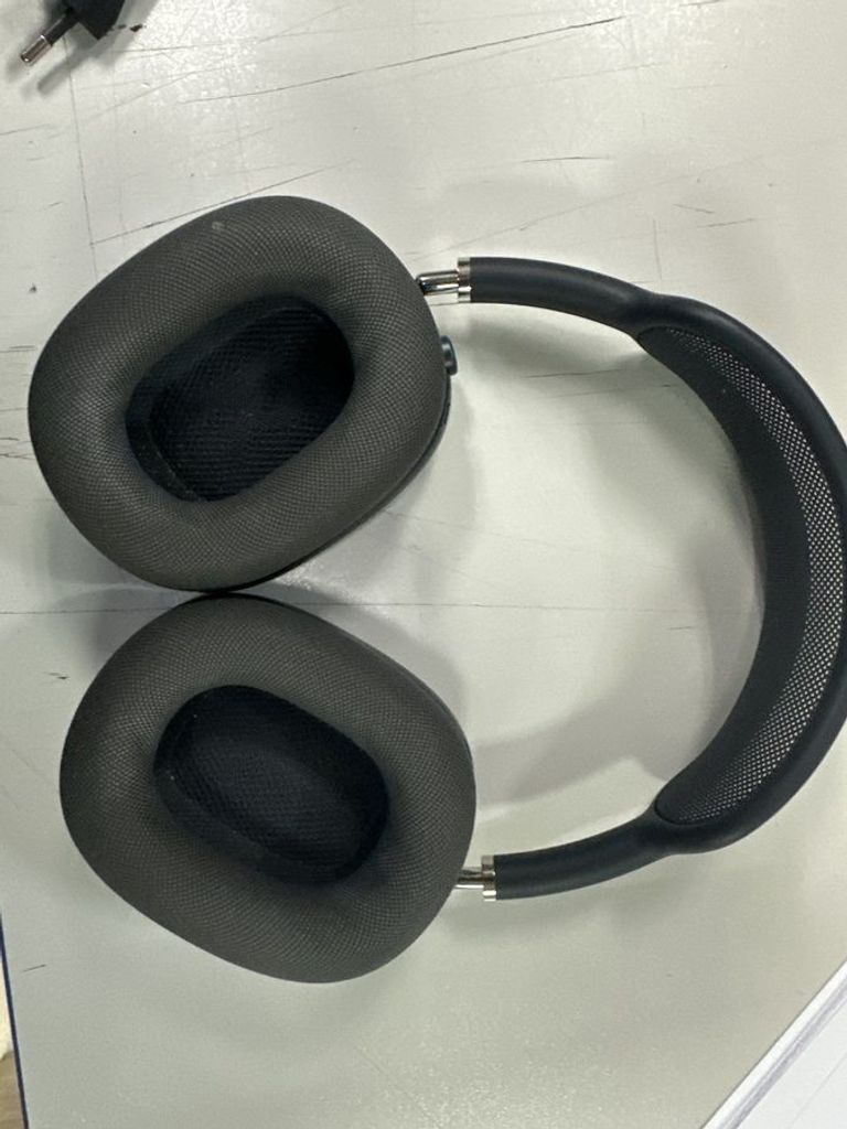 Купить Apple airpods max usb-c Б/У