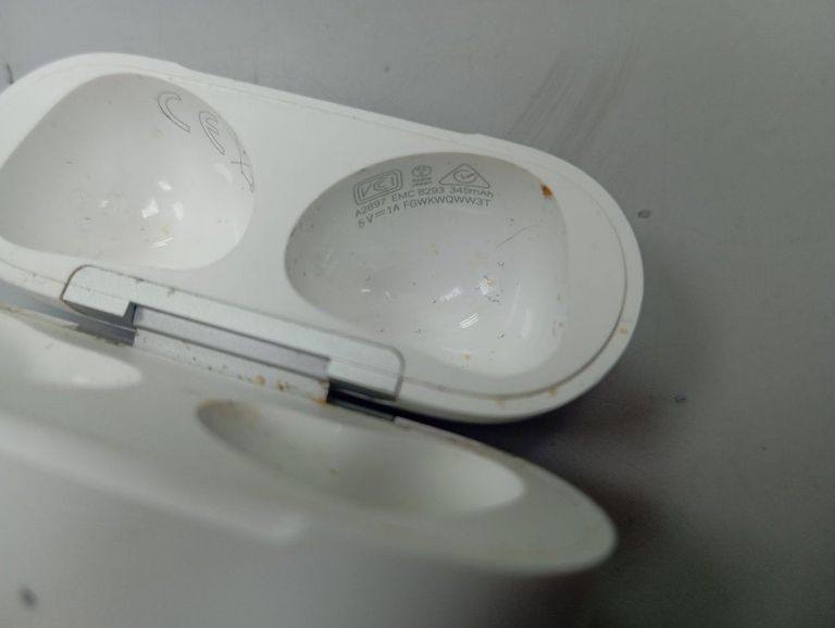 Купити Apple airpods 3rd generation Б/У