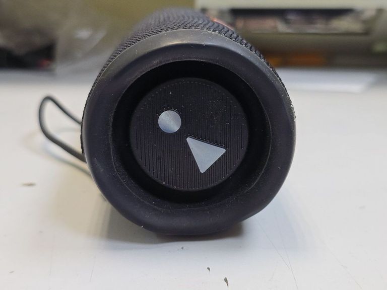 Дешево Jbl flip 6 з ломбарду