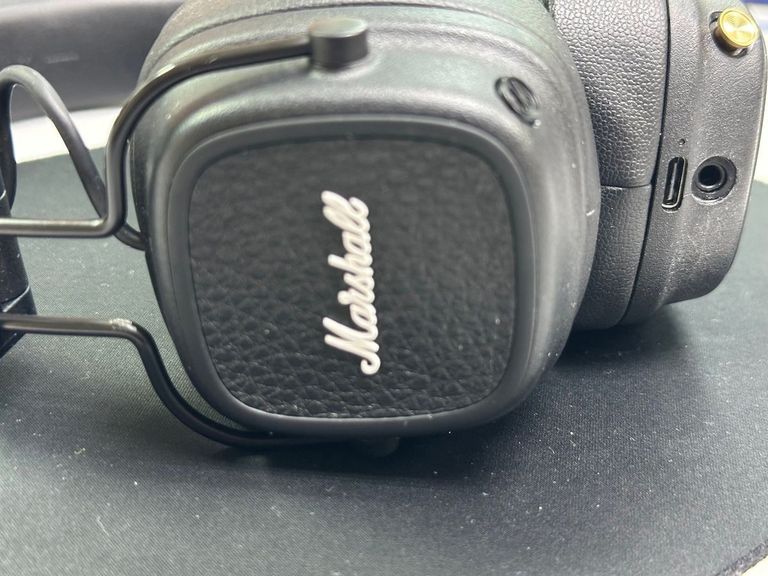 Дешево Marshall major iv з ломбарду