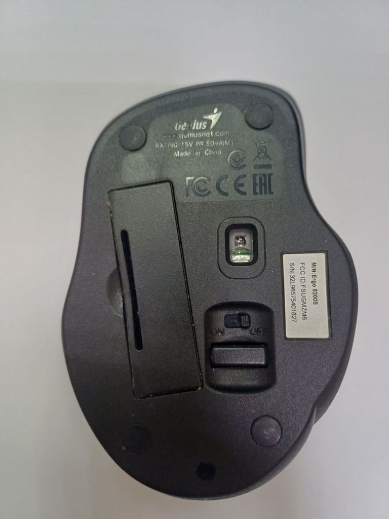 Розпродаж Genius ergo 8200s, продавець Техноскарб