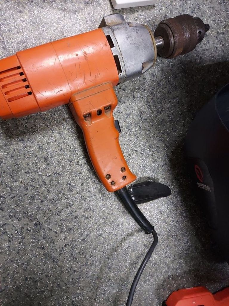 Купити Без Виробника без моделі - здерта бірка Б/У