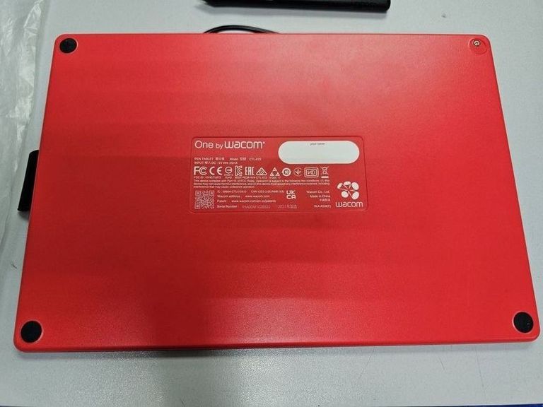 Оголошення Wacom one by wacom medium Б/У