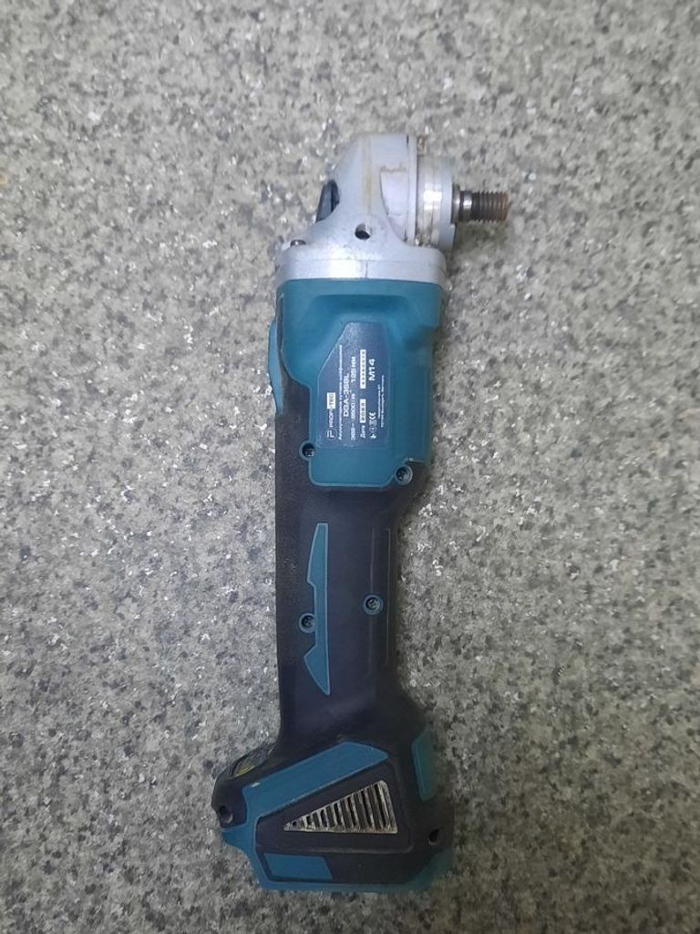 Объявление Profi-Tec dga-36bl 1 акб 5ah зп Б/У