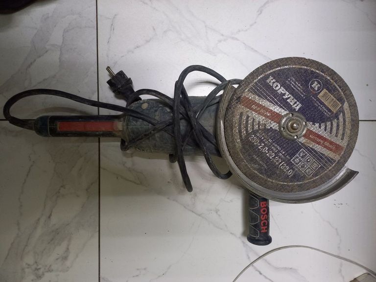 Купити Bosch gws 24-230 p Б/У