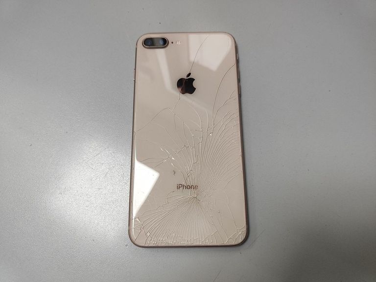 Купити Apple iphone 8 plus 64gb Б/У