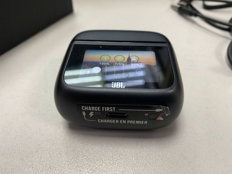 Дешево Jbl tour pro 3 з ломбарду