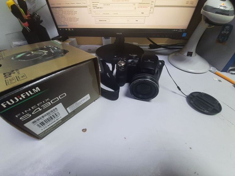 Fujifilm finepix s4300 Код:01-200902637. Зображення 9