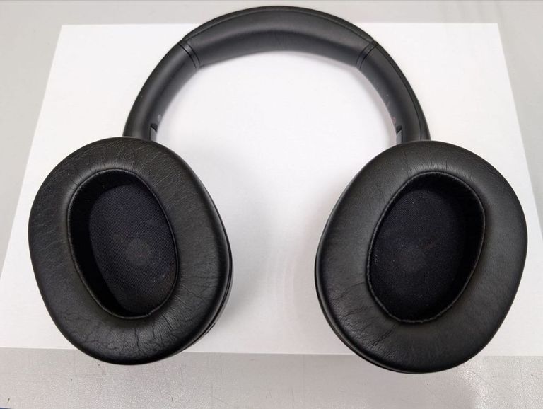 Розпродаж Sony ult wear, продавець Техноскарб