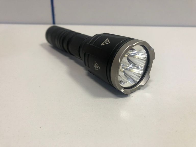 Дешево Nitecore CR7 з ломбарду