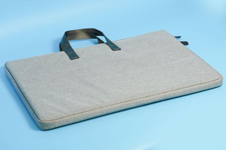 Дешиво Ladomi 1200P FHD с ломбарда