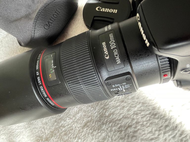 Объявление Canon EF 100mm f/2,8L Macro IS USM (3554B005) Б/У