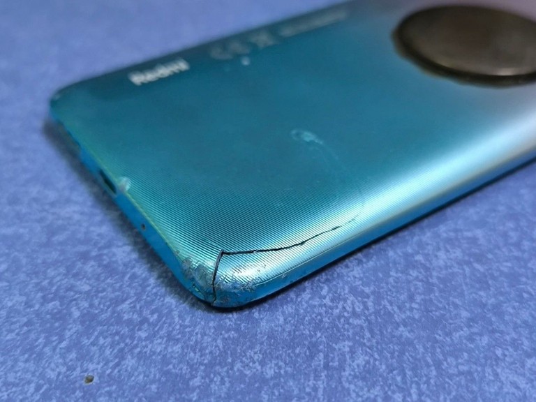 Дешево Xiaomi redmi 9a 2/32gb з ломбарду