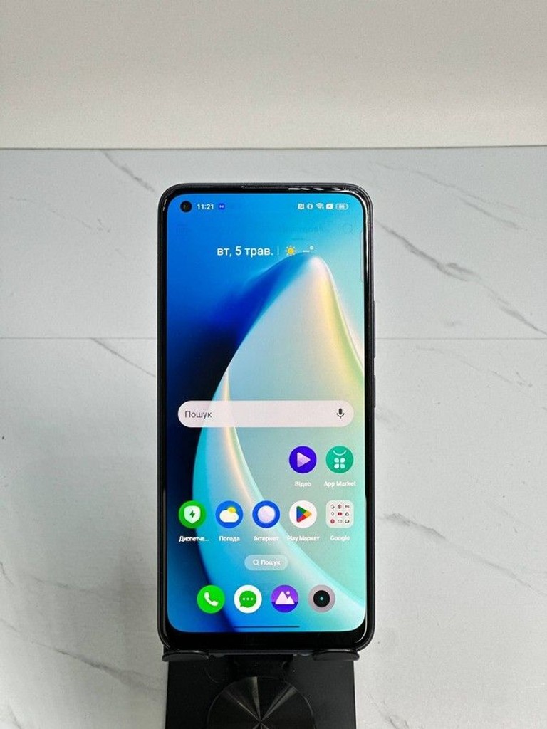 Купити Realme 8 6/128gb Б/У