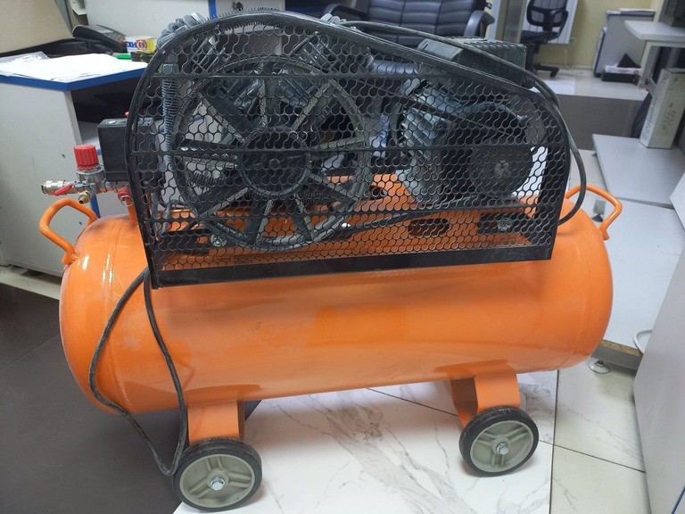 Оголошення Powercraft AC-10030 Б/У