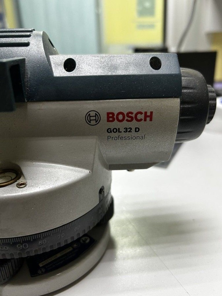 Дешево Bosch gol 32 d professional з ломбарду