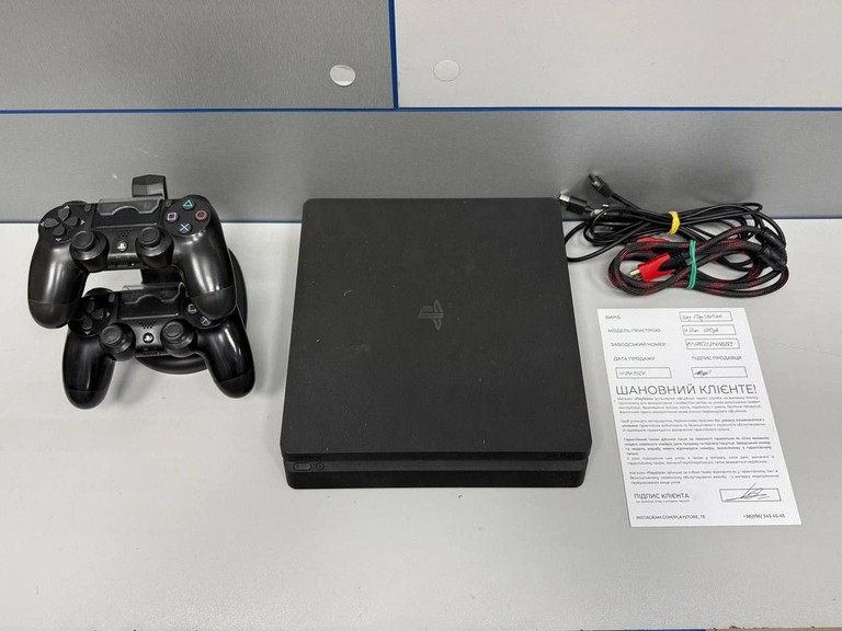 Купити Sony playstation 4 500gb Б/У