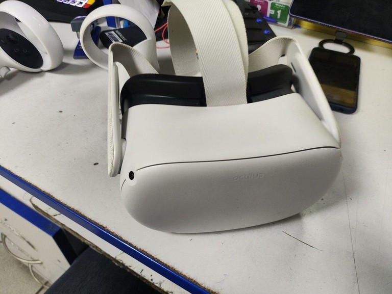 Оголошення Oculus Quest 2 128 GB Б/У