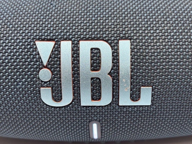Дешиво Jbl charge 5 с ломбарда
