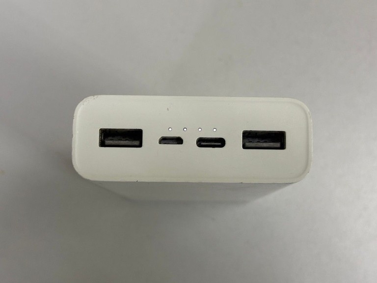 Купити Xiaomi mi power bank 3 20000 mah usb-c 18w Б/У