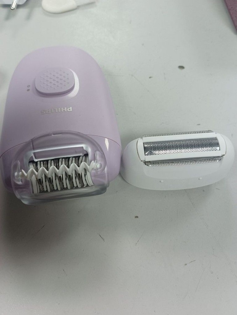 Дешево Philips Series 2000 BRE237/00 з ломбарду