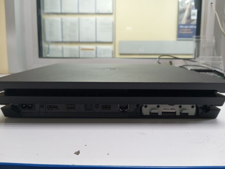 Sony playstation 4 pro 1tb Код:01-201109072. Зображення 5