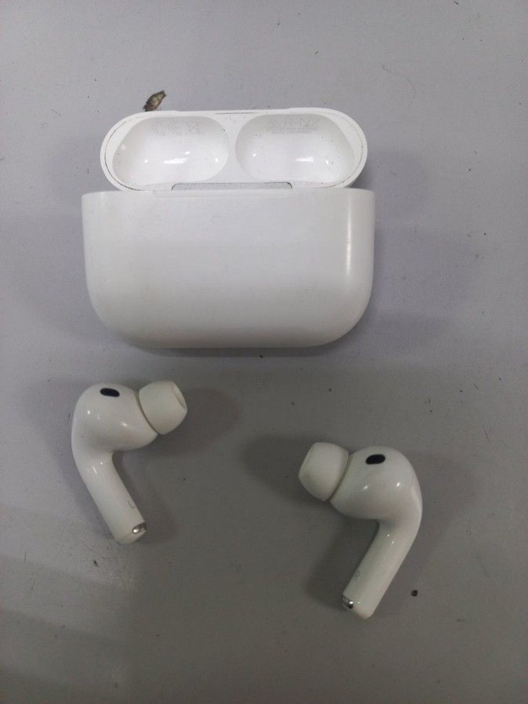 Дешево AirPods Pro 3 з ломбарду
