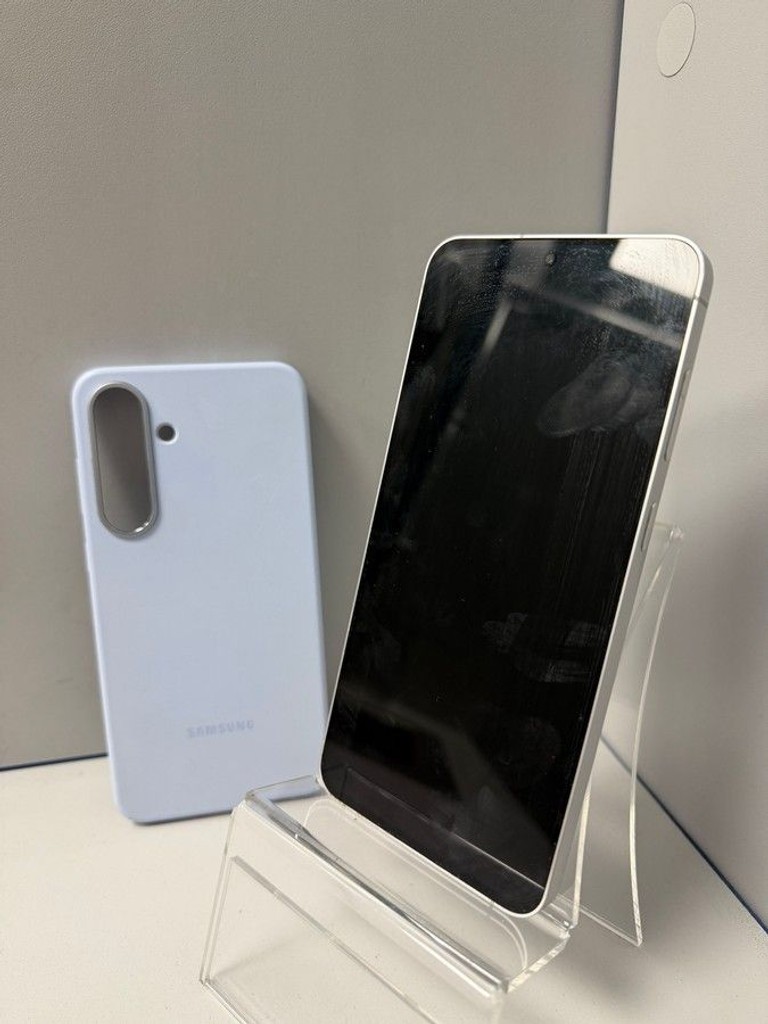 Оголошення Samsung galaxy s25 fe 8/256gb Б/У