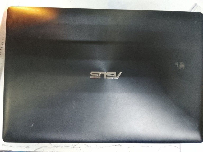 Купити Asus 15/celeron n2940 ddr3/4gb ddr3/hdd 500 gb/ssd *відсутній/*інтегрована Б/У