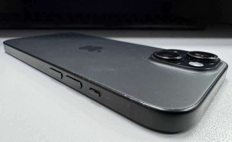 Apple iphone 15 128gb esim Код:01-201146226. Изображение 6