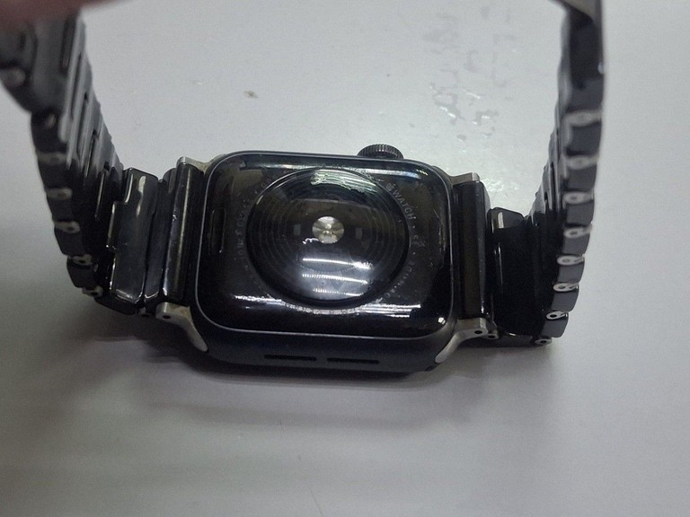 Дешево Apple watch se gps 40mm aluminum case з ломбарду
