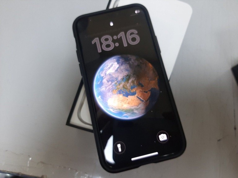 Купить Apple iphone 11 pro 64gb Б/У