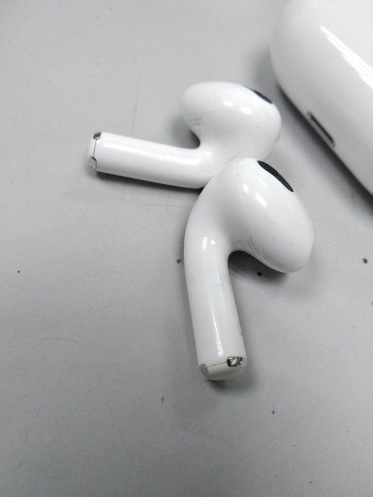 Apple airpods 3rd generation Код:01-201177456. Изображение 6